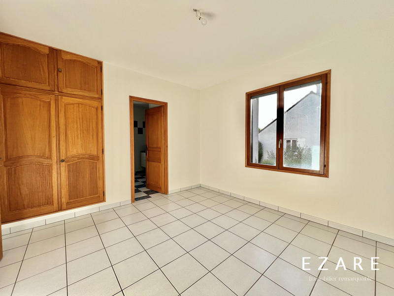 Maison - 180 m² - 7 pièces