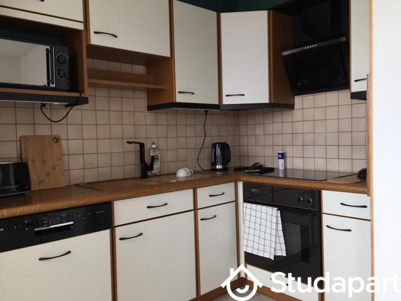 Chambre - 9 m² - 1 pièce