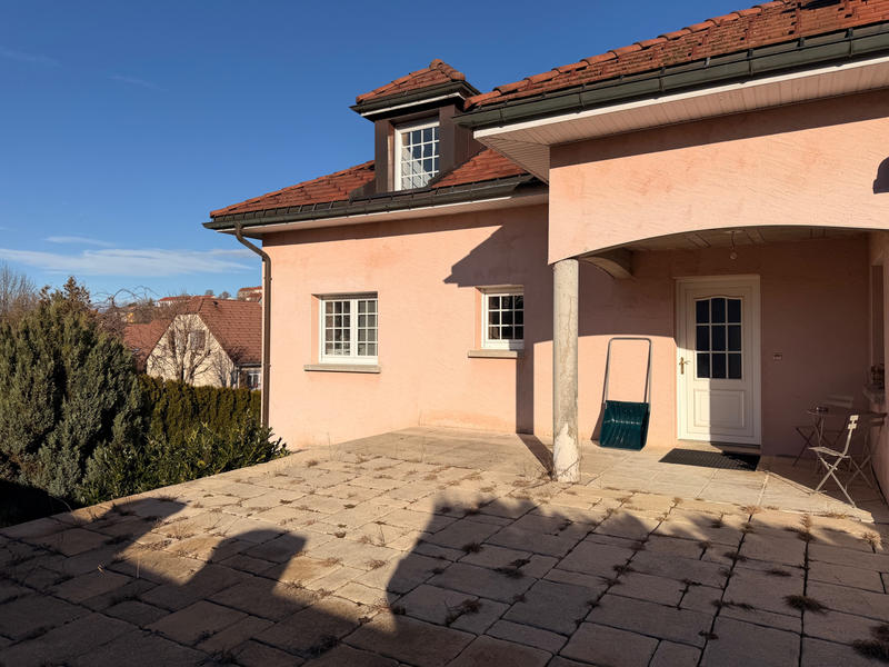 Appartement - 90 m² - 4 pièces