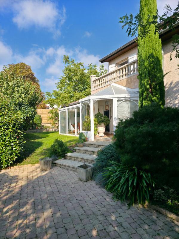 Maison - 182 m² - 8 pièces