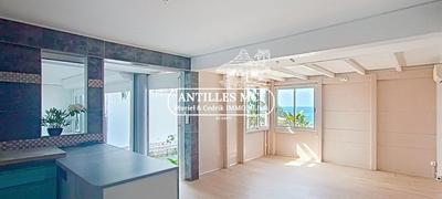 Maison - 214 m² - 8 pièces