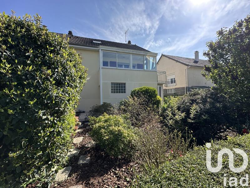 Maison - 95 m² - 5 pièces