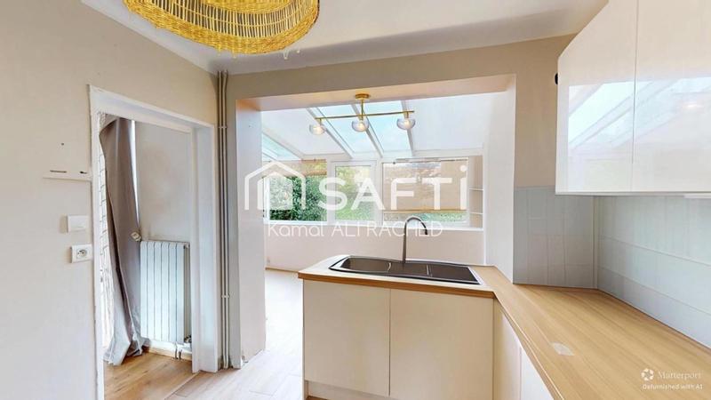 Maison - 90 m² - 5 pièces