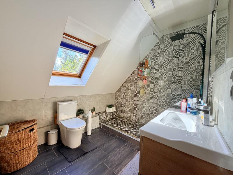 Maison contemporaine - 103 m² - 5 pièces