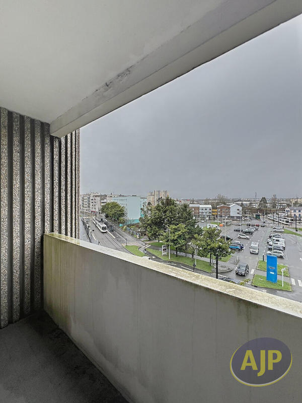 Appartement - 76 m² - 4 pièces