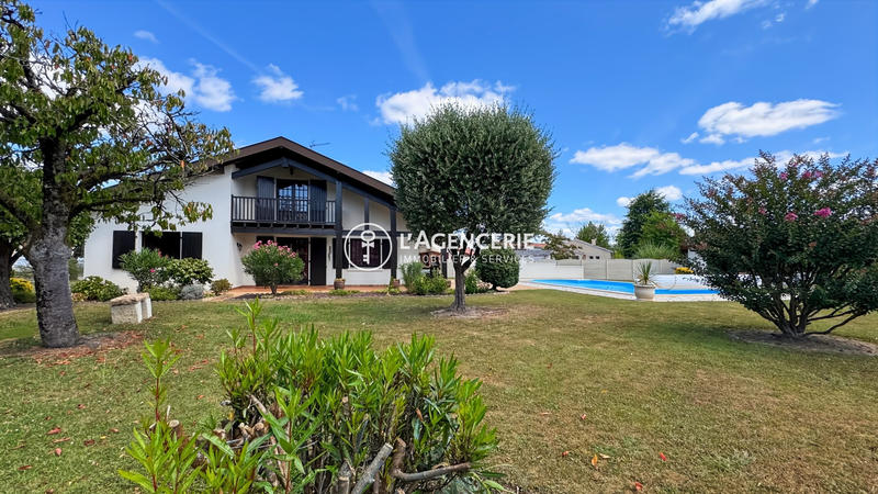 Maison - 164 m² - 6 pièces