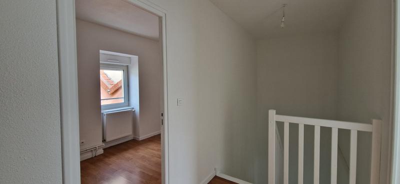 Appartement - 100 m² - 5 pièces