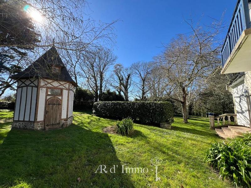 Demeure - 195 m² - 8 pièces