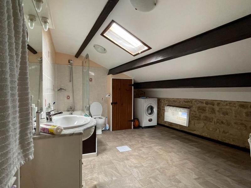 Maison en pierre - 133 m² - 6 pièces