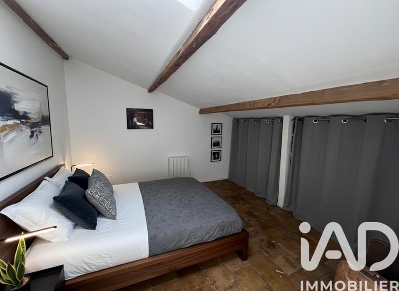 Maison - 225 m² - 11 pièces