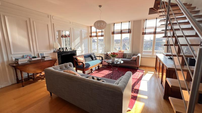 Appartement - 187 m² - 8 pièces