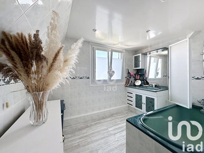 Maison - 175 m² - 7 pièces