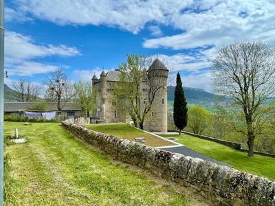 Château - 585 m² - 20 pièces