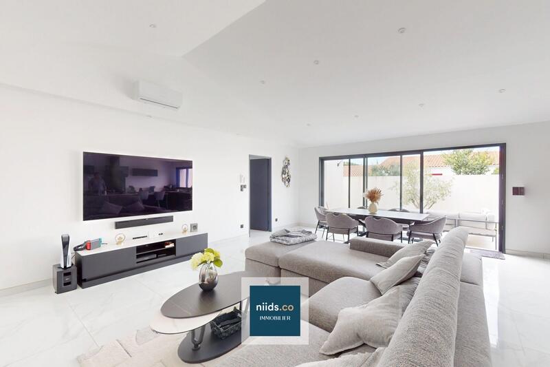 Maison - 165 m² - 5 pièces