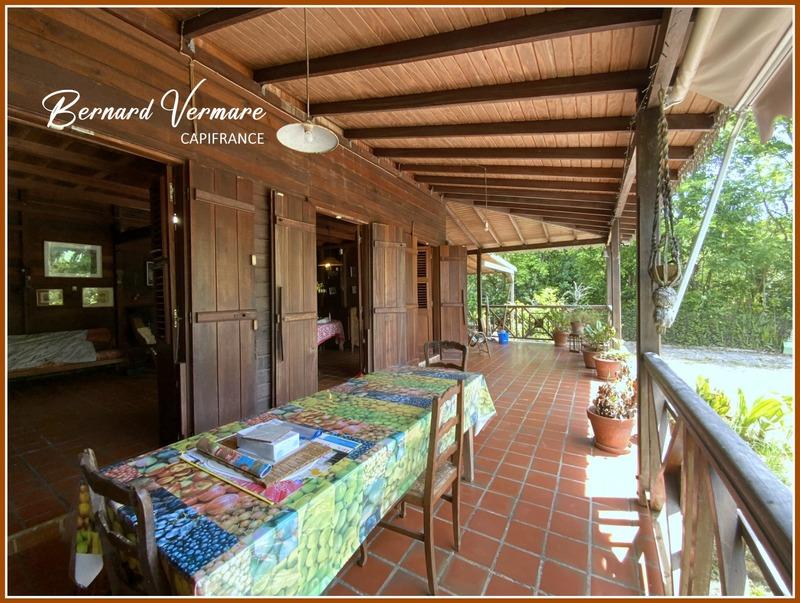 Maison - 143 m² - 6 pièces