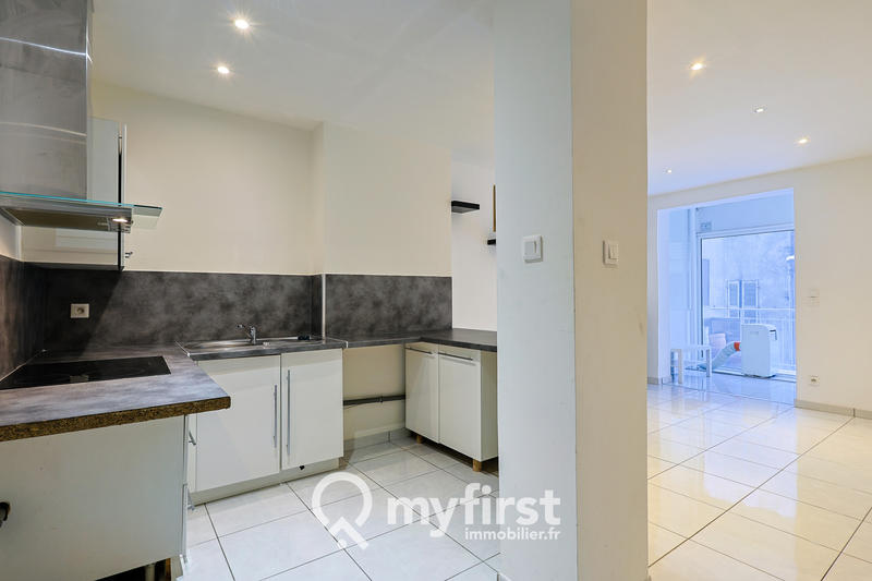 Appartement - 49 m² - 2 pièces