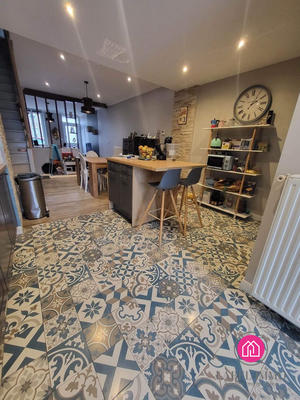 Maison - 111 m² - 5 pièces