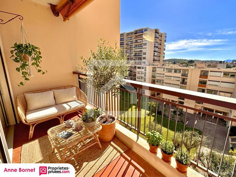 Appartement - 64 m² - 3 pièces