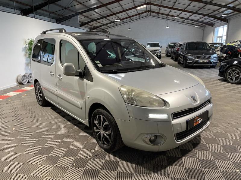 Peugeot Partner Tepee 1.6 Hdi 90ch -Toit Panoramiques -5 Places-Garantie 6 Mois-