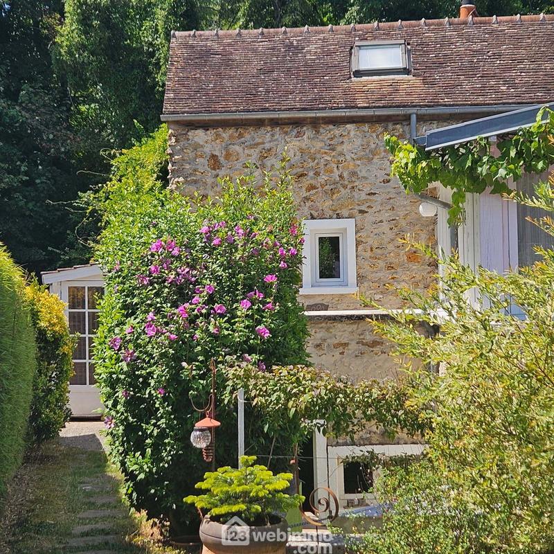 Maison - 165 m² - 6 pièces