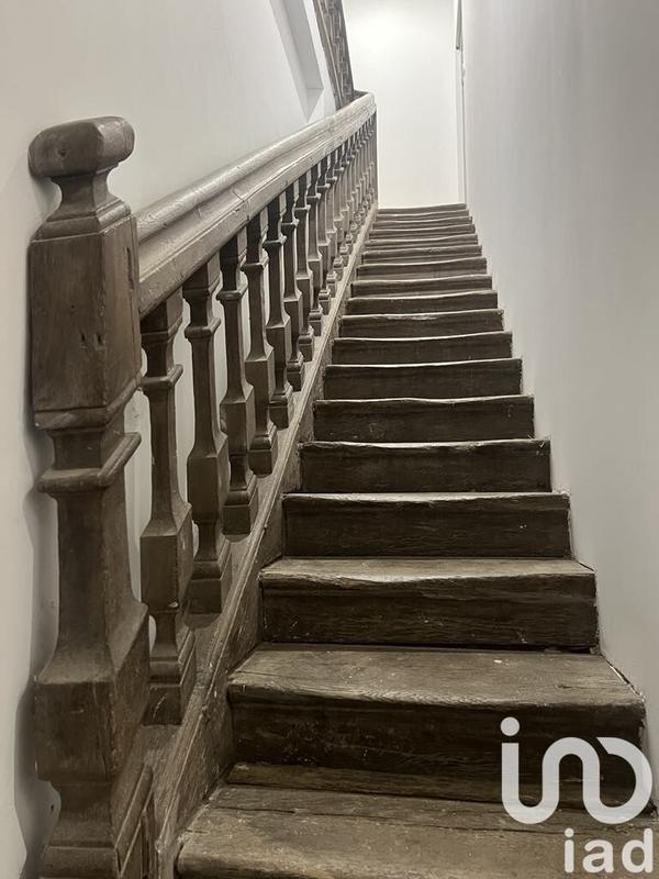 Maison - 225 m² - 8 pièces