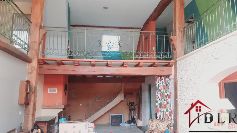 Maison de village - 220 m² - 7 pièces