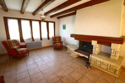 Maison - 206 m² - 7 pièces