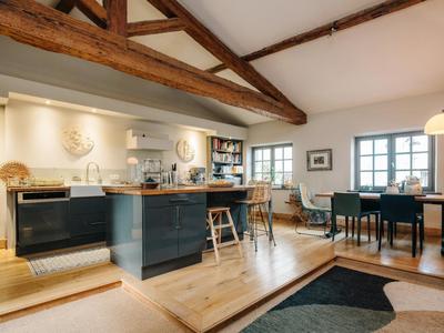 Appartement - 274 m² - 5 pièces