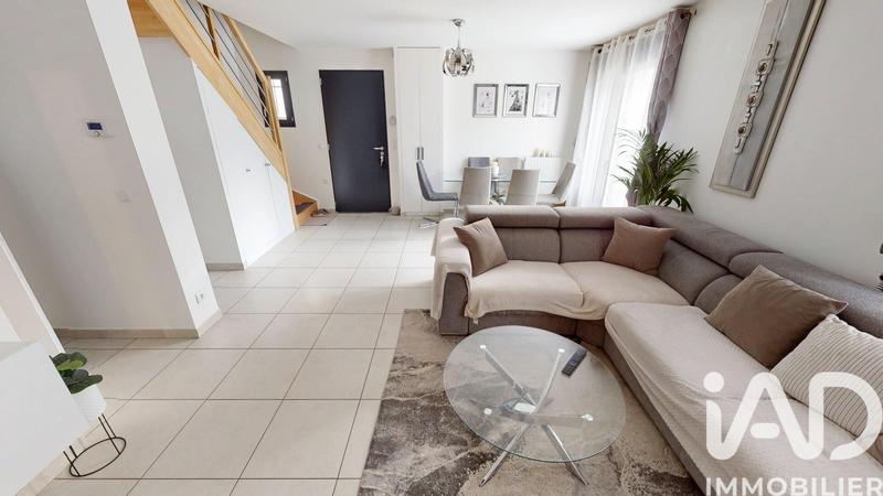 Maison - 97 m² - 6 pièces