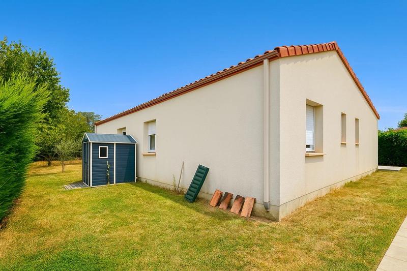 Maison - 95 m² - 5 pièces