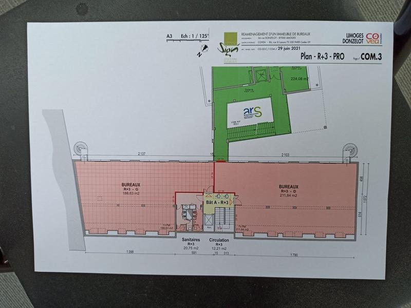 Bureau - 435 m²