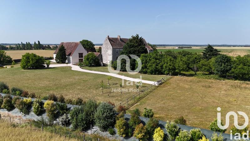 Maison - 470 m² - 10 pièces