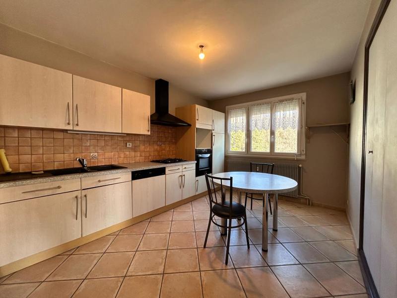 Appartement - 72 m² - 3 pièces