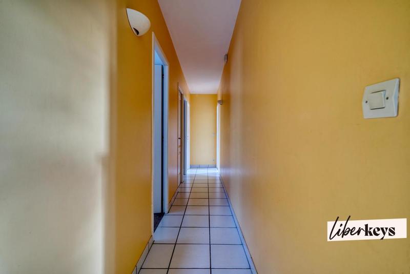 Maison - 110 m² - 4 pièces