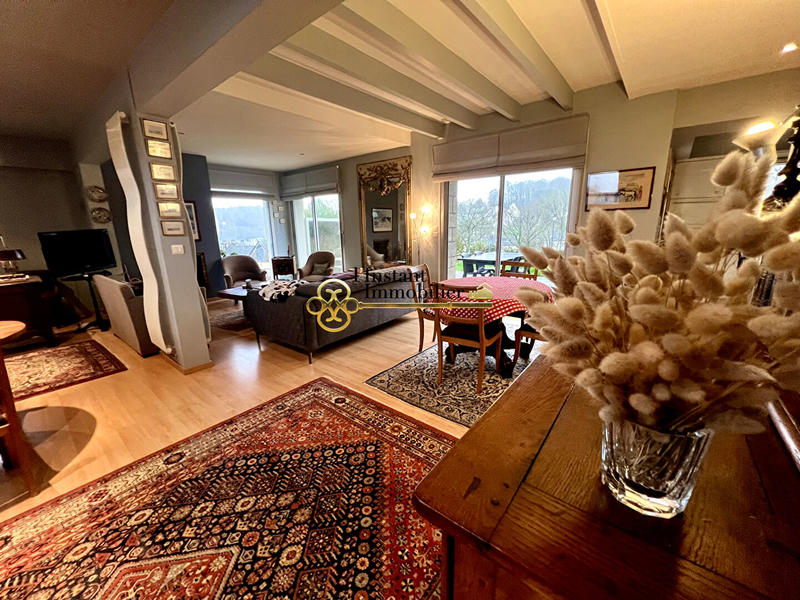 Maison - 150 m² - 5 pièces