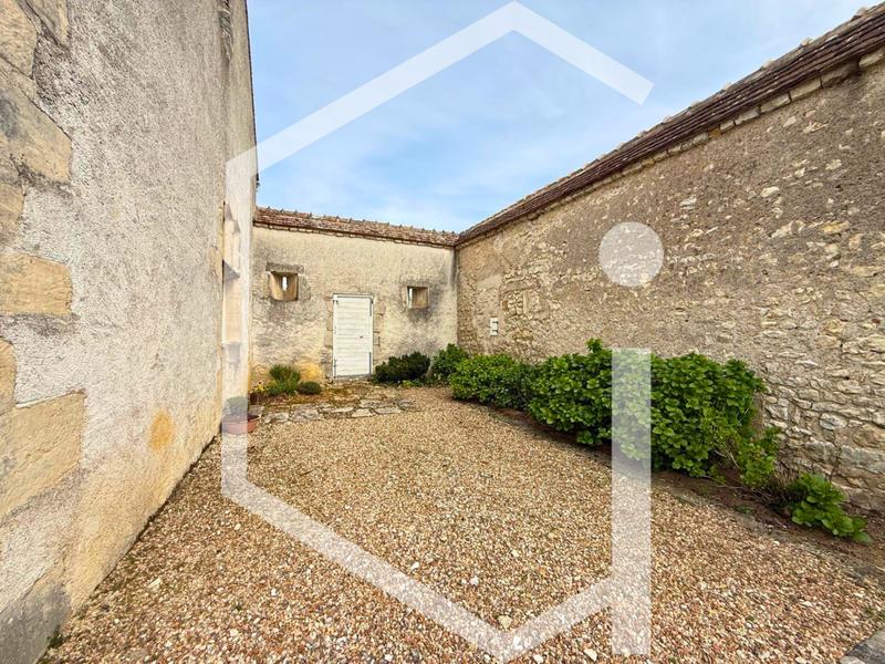 Propriété - 300 m² - 12 pièces