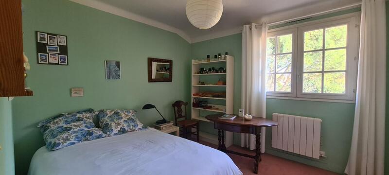 Maison - 274 m² - 11 pièces