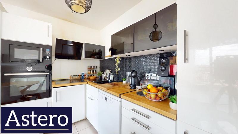 Appartement - 85 m² - 4 pièces