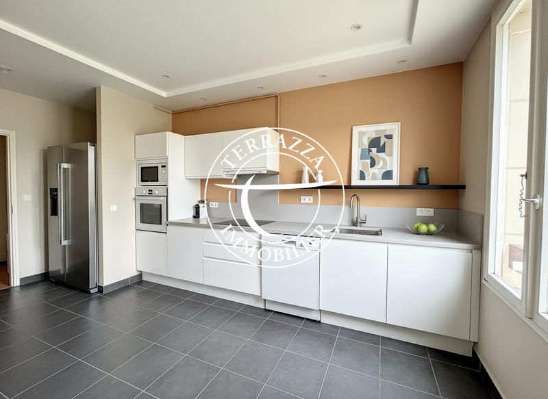 Appartement - 138 m² - 5 pièces