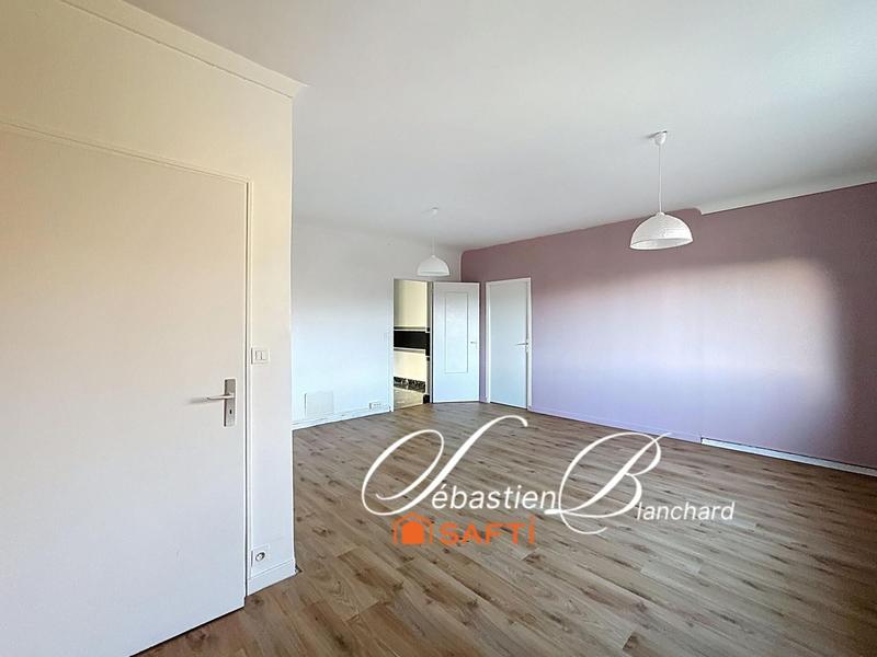 Maison - 263 m² - 7 pièces