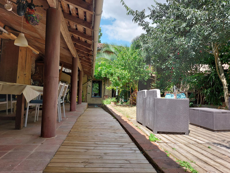 Maison - 200 m² - 7 pièces