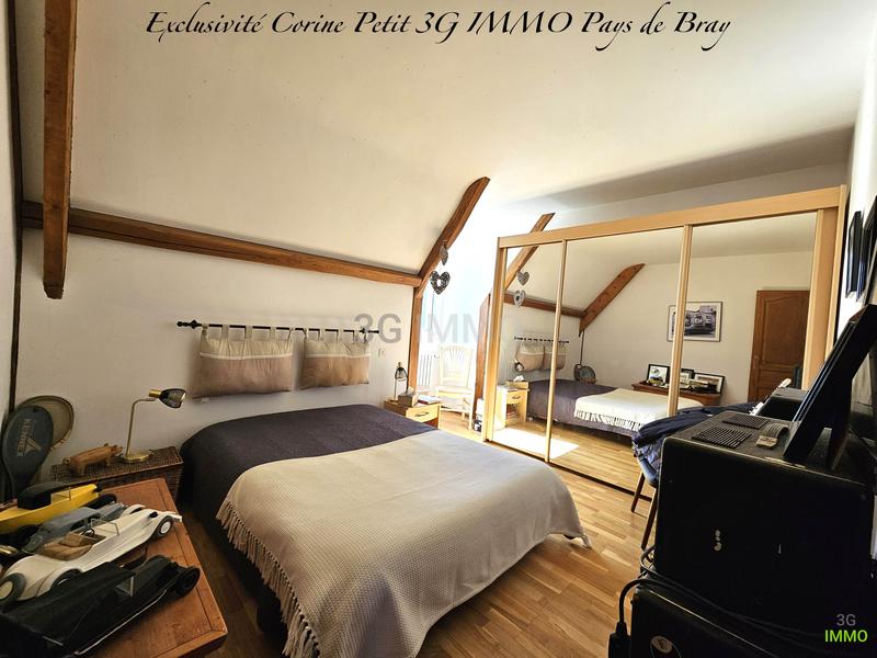 Propriété - 228 m² - 9 pièces