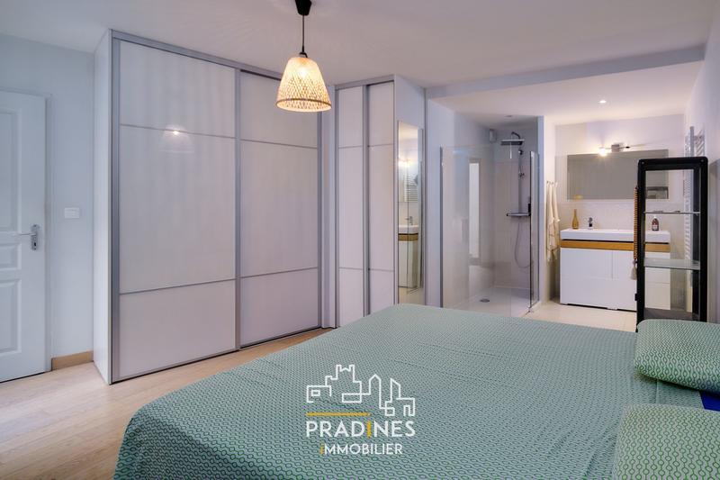 Appartement - 145 m² - 6 pièces