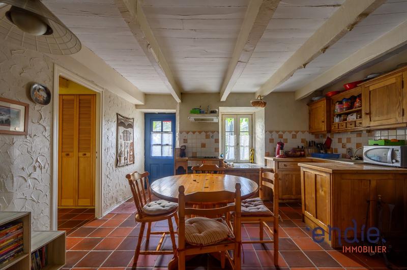 Maison - 352 m² - 13 pièces