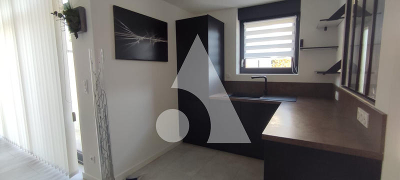 Maison - 83 m² - 3 pièces