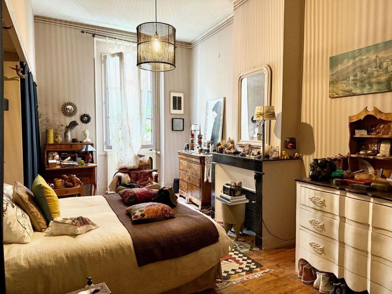 Appartement - 138 m² - 5 pièces