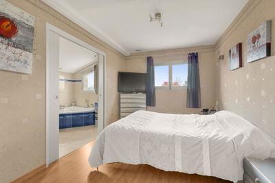 Maison - 190 m² - 5 pièces