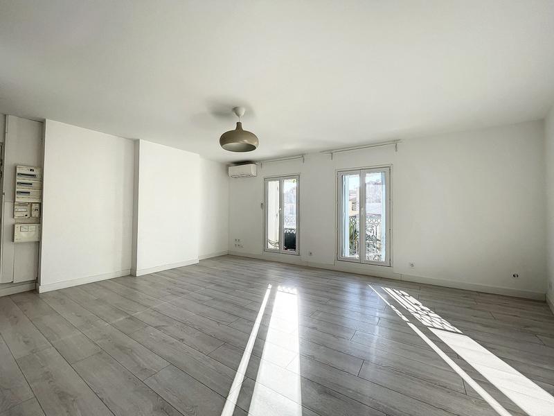 Appartement ancien - 60 m² - 3 pièces