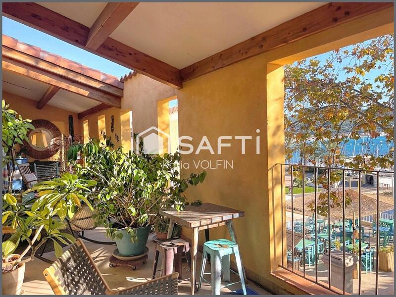 Appartement - 98 m² - 5 pièces