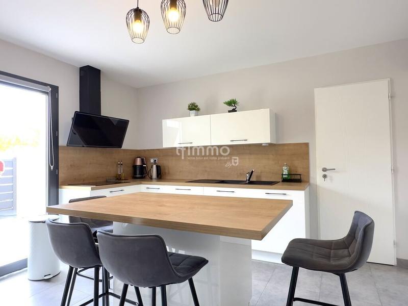 Maison - 108 m² - 4 pièces